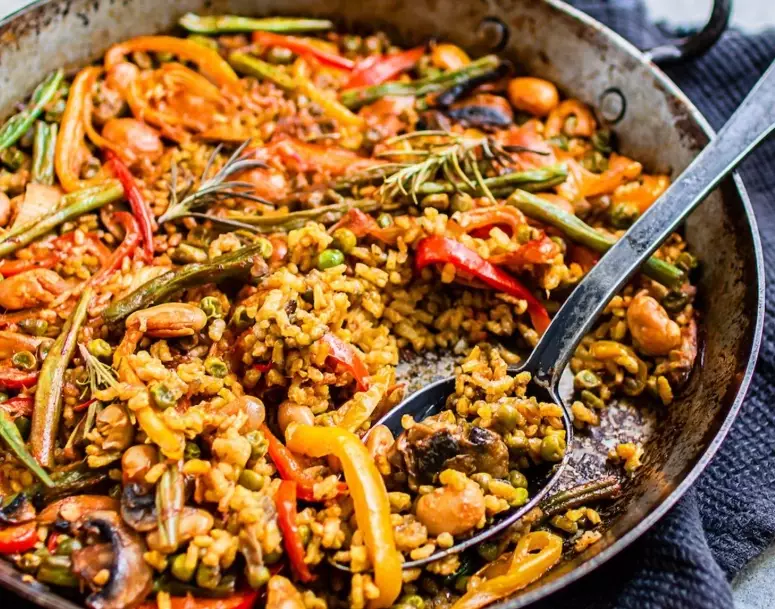 The Ultimate Spanish Paella Recipe: Authentic Tips & Common Mistakes