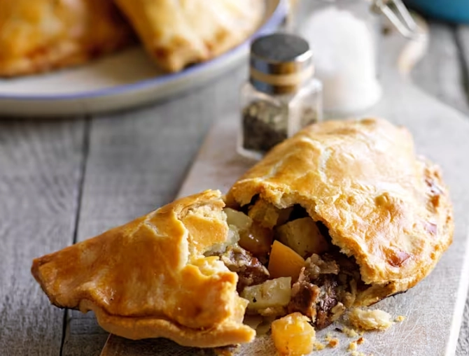 how to make a Cornish pasty how to make a Cornish pasty