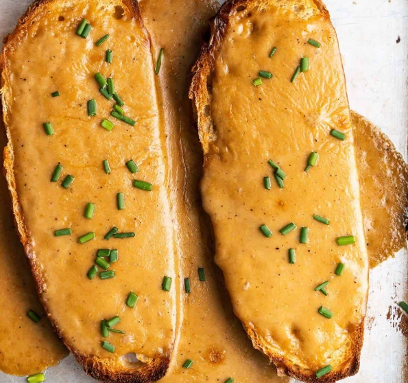 Traditional Welsh rarebit