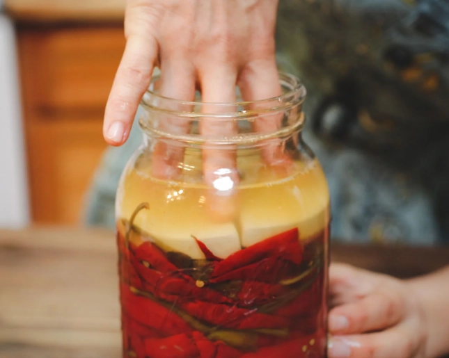 How to Make Fermented Hot Sauce: A Step-by-Step Guide for Beginners
