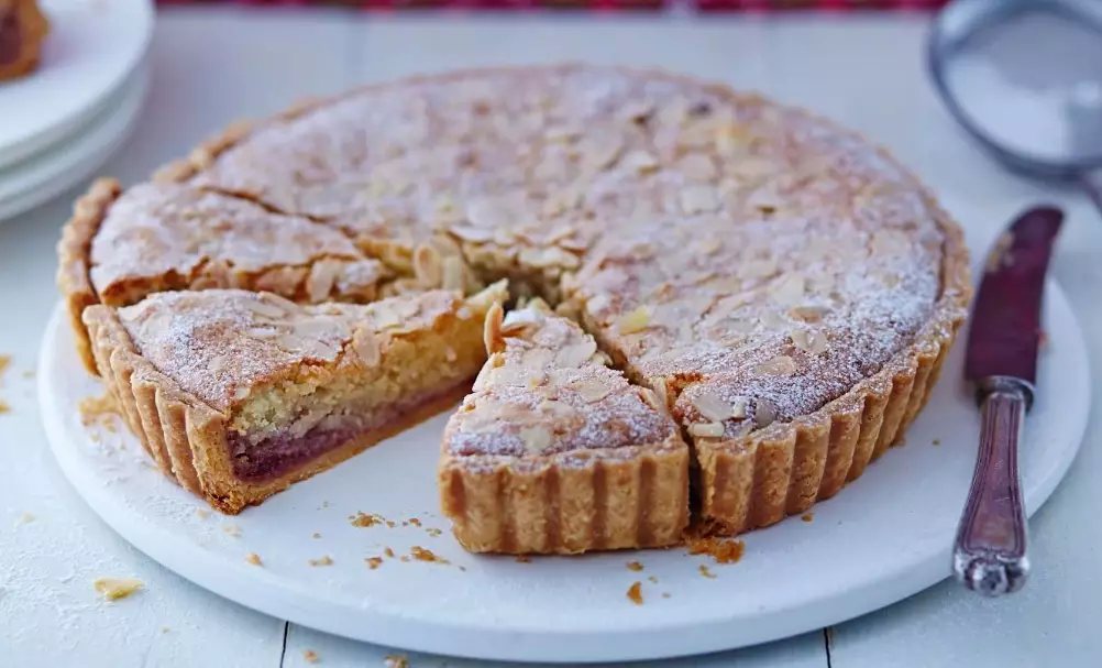 Perfect Bakewell Tart Recipe: A Classic British Dessert