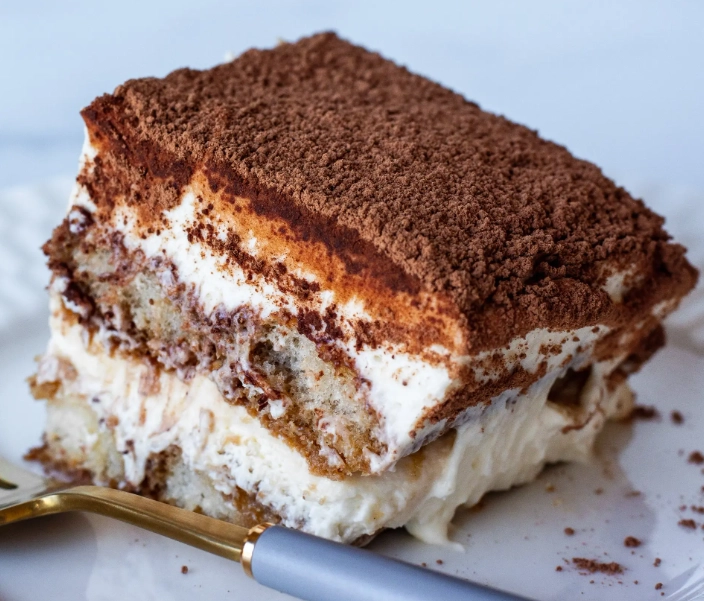 Easy Tiramisu Recipe: No-Bake Italian Dessert in 30 Minutes