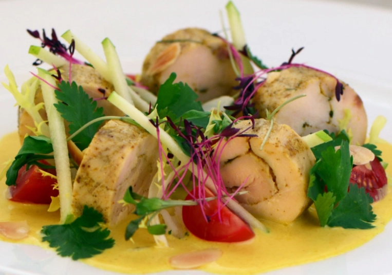 Classic Coronation Chicken Recipe: Creamy & Flavorful