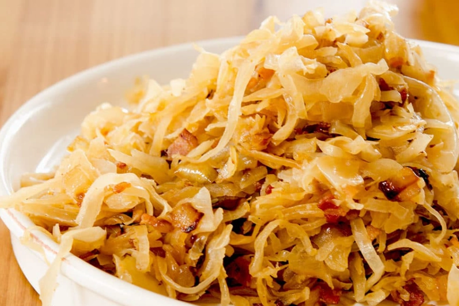 how to make sauerkraut